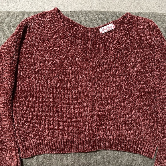 Pink Rose: Sweater - Picture 1 of 2